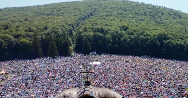 A csíksomlyói búcsún több mint 200 zarándok részesült orvosi ellátásban, ami majdnem kétszerese a tavalyi évnek.