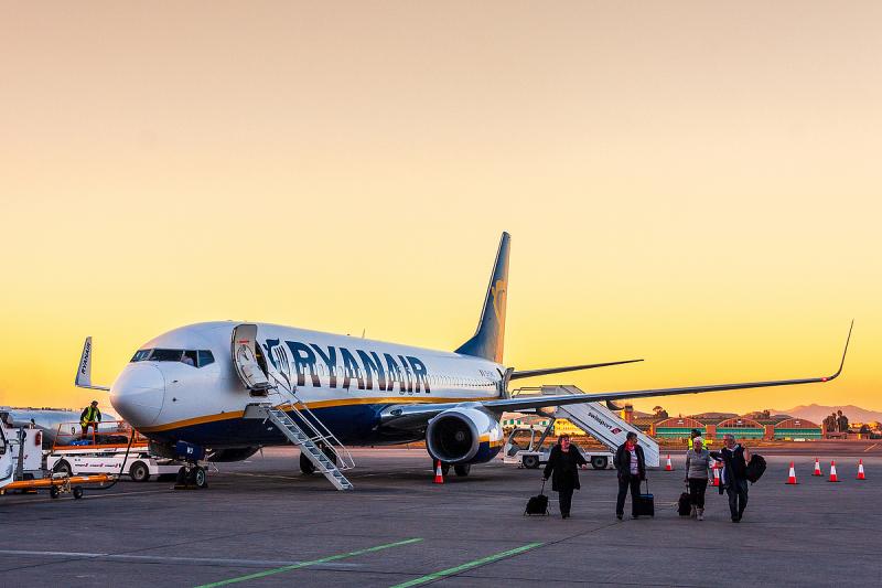 A Ryanair annyira nyomasztotta az utasokat, hogy végül óriási pofonba futottak bele.