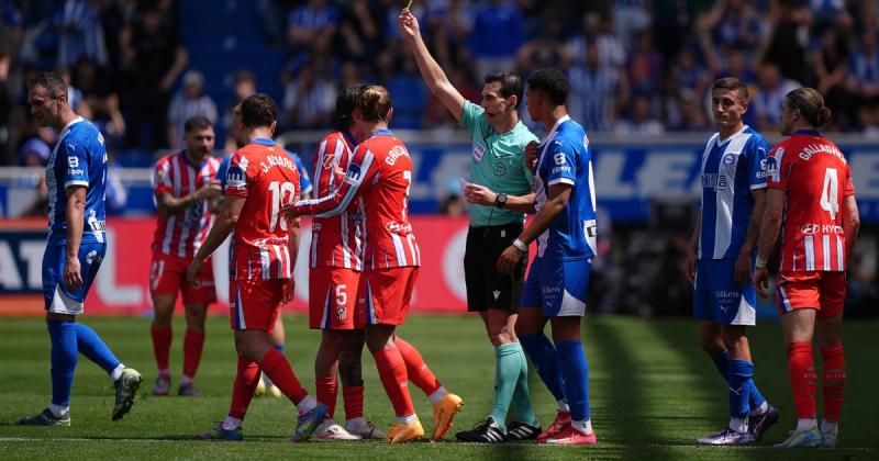 Az Atlético Madrid nem tudta elkerülni a kiesés elől menekülő riválisa elleni küzdelmet.