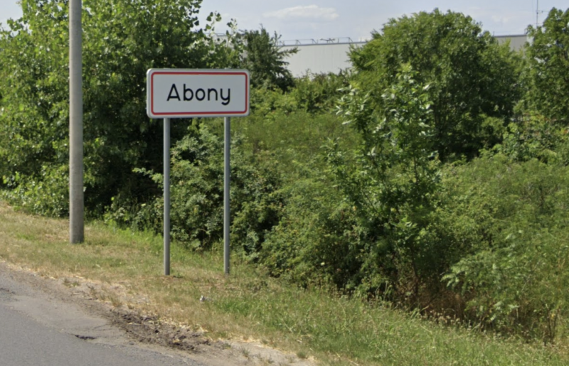Az abonyi önkormányzat tervei között szerepel, hogy meghatározza a lakásokban élők maximális számát, így biztosítva a megfelelő életkörülményeket és a közösségi rend fenntartását.