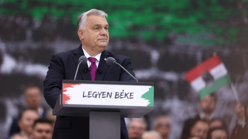 Orbán Viktor ismételten a béketárgyalások színpadára lép, hiszen a legutóbbi Békemenet hatalmas sikerrel zárult.